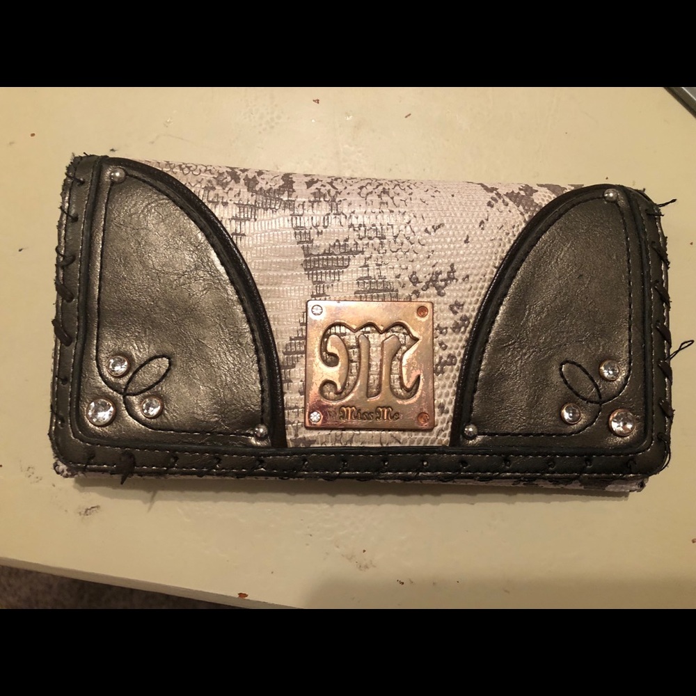 Miss me wallet